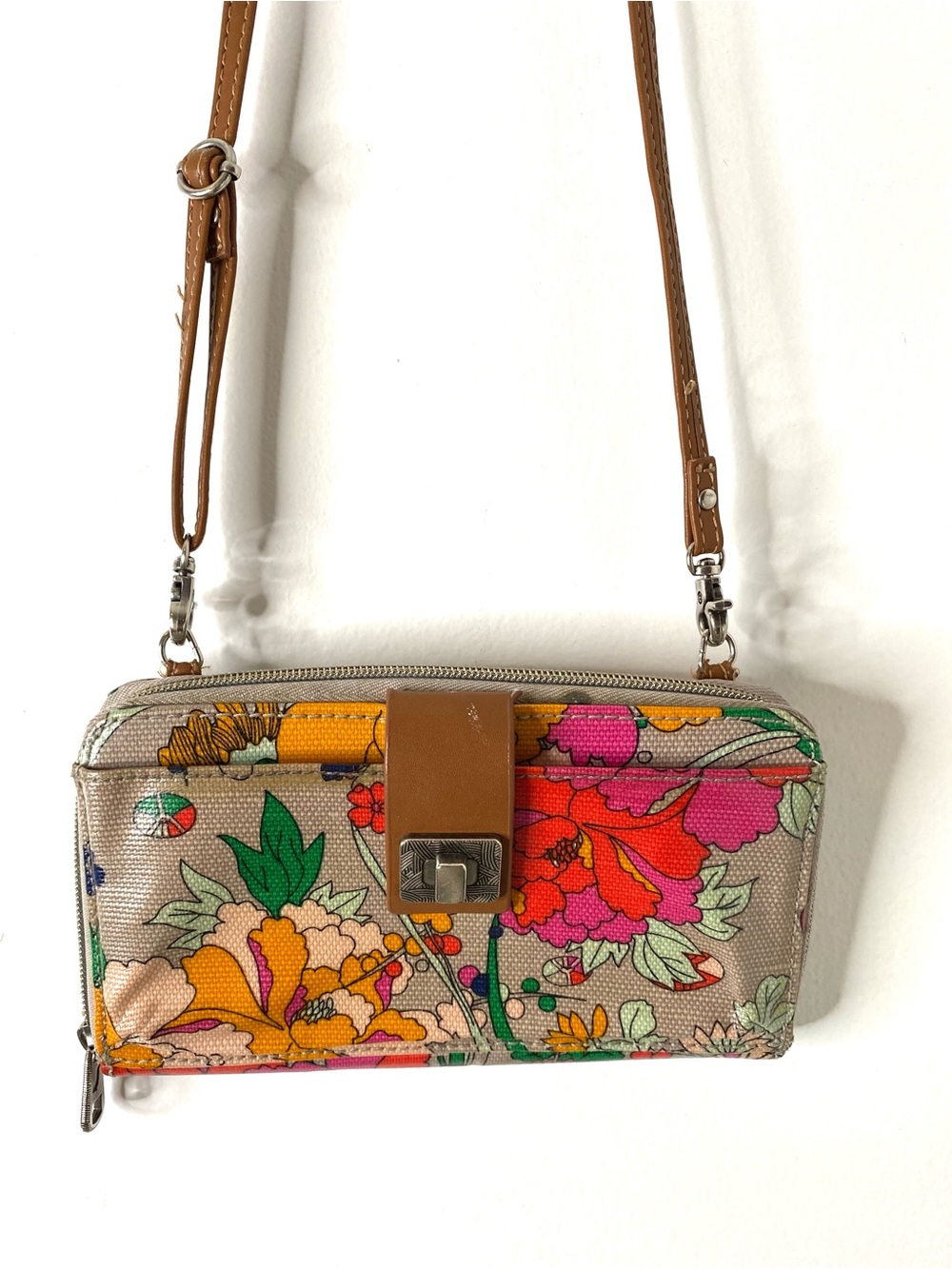 Sakroots Floral Mini Crossbody Bag Convertible Wallet Purse Camel Strap